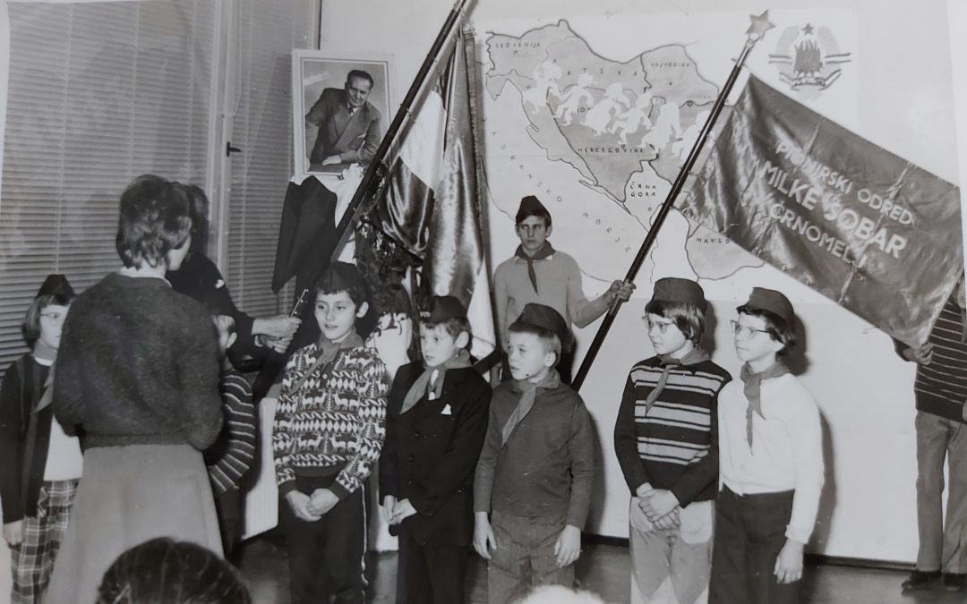 Z Milkinih zaprašenih polic: Posebna ali Milka? (3)  